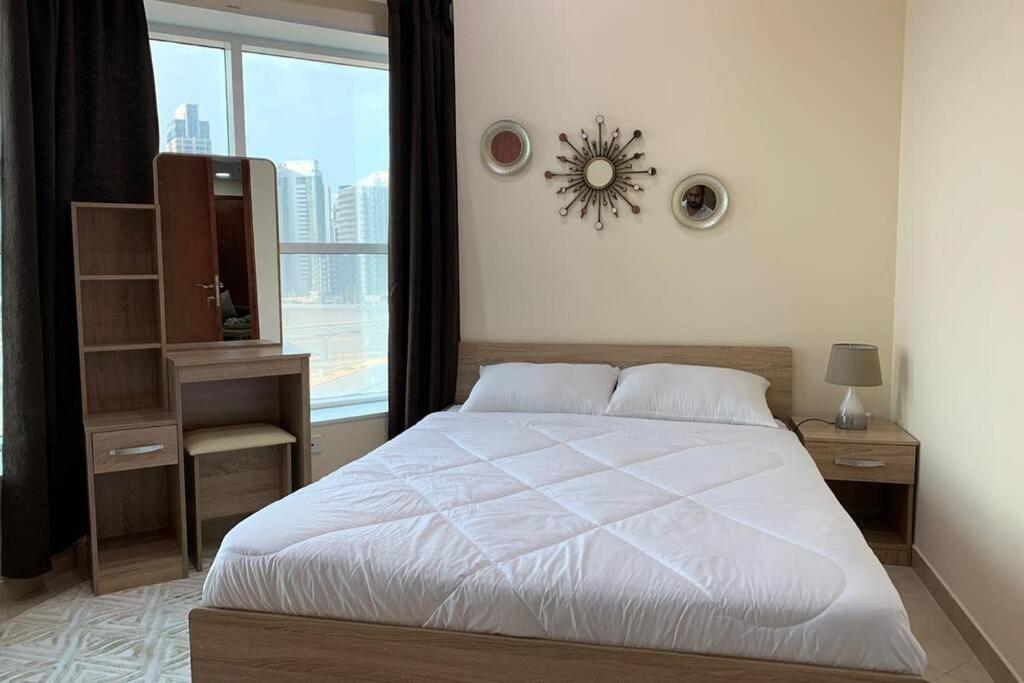 두바이 Cozy 2Bhk Near To Dmcc Metro Station -505 아파트 외부 사진